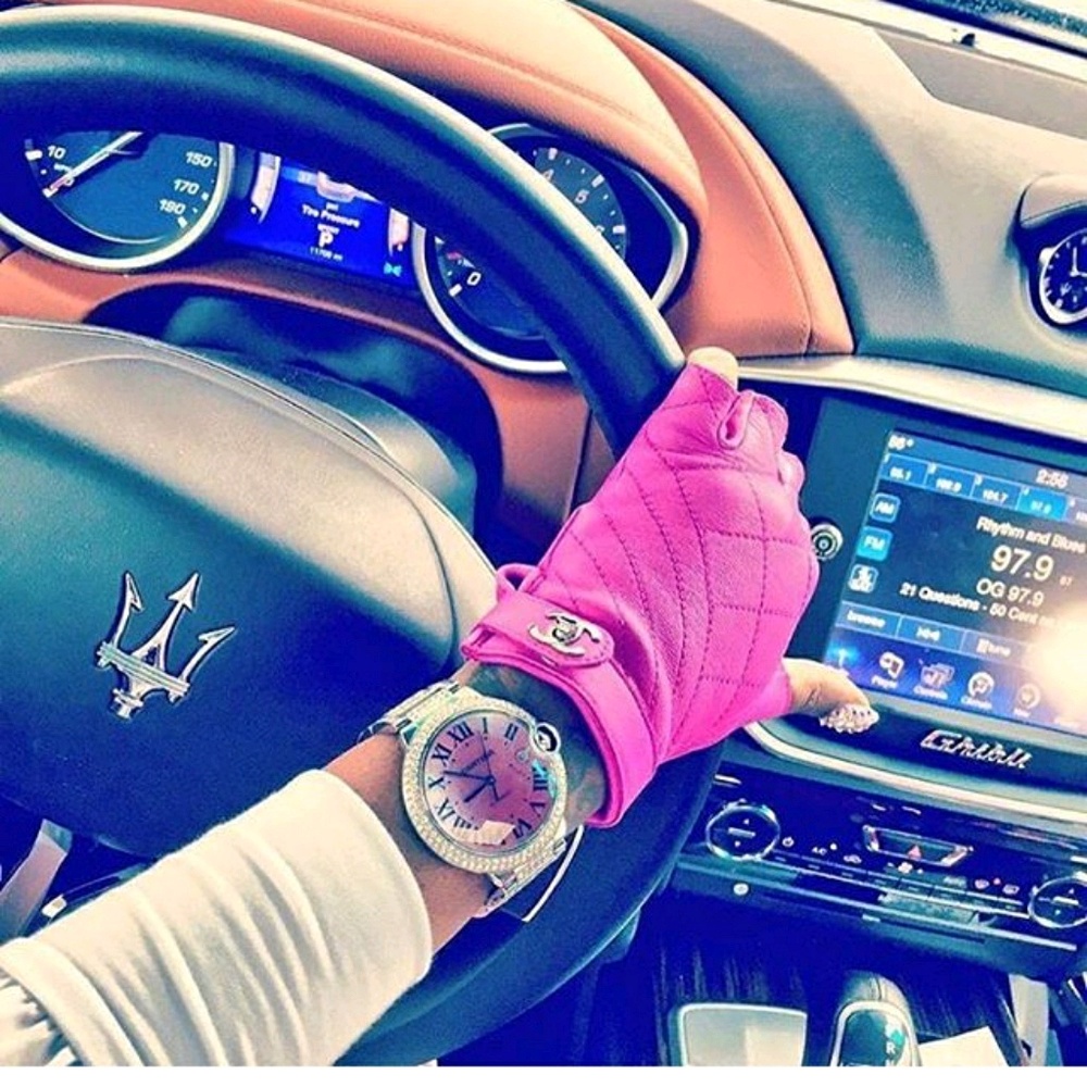 Meet your Posher, Tabitha